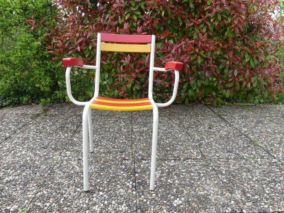 Designklassiker Stuhl  Metall / Holz aus den 60er in Wiesbaden