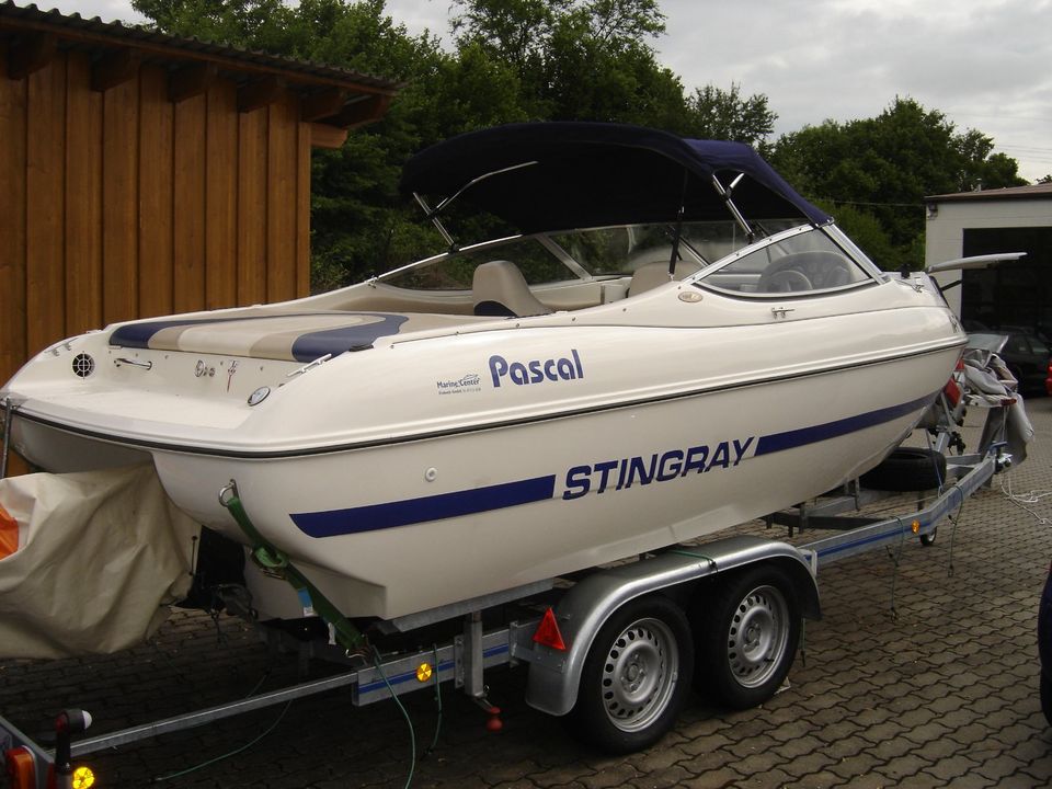 Stingray 192 RX mit Trailer in Eggolsheim