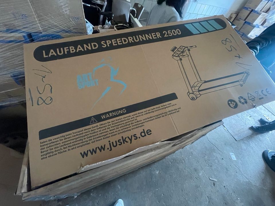 Laufband Speedrunner 2500 in Hamburg