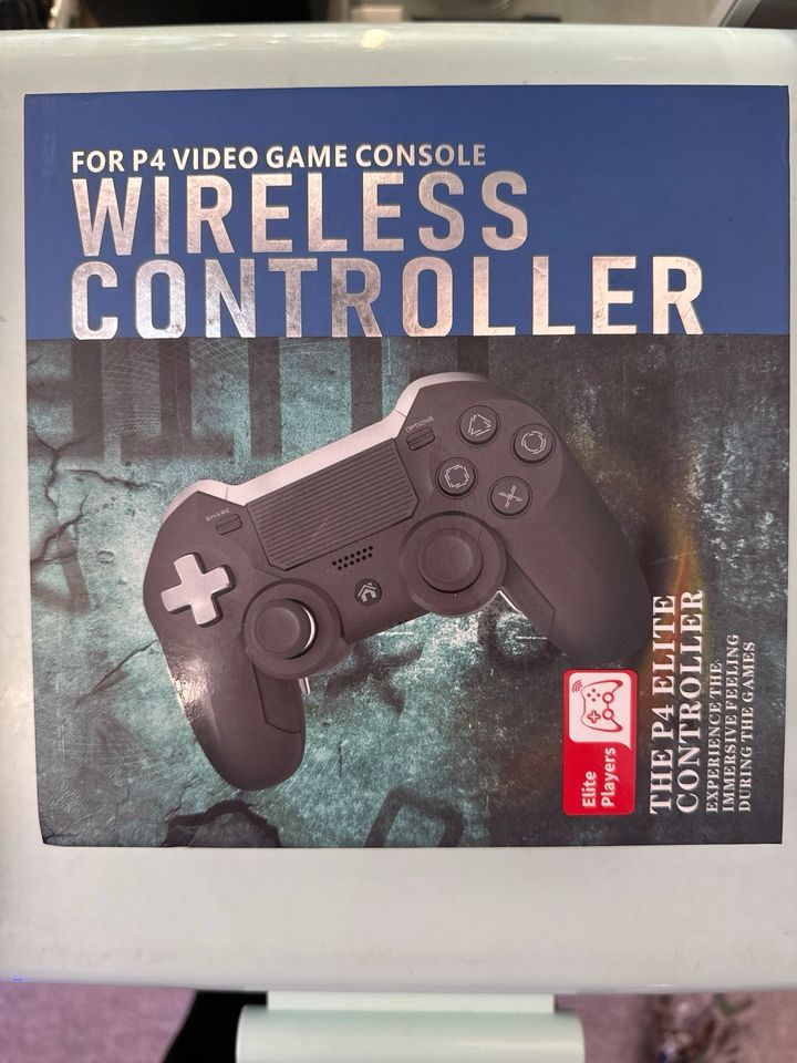 Wireless Controller For Ps4 Video Game Console in Augsburg