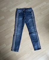 Sandwich Denim Jeans Slim Fit Skinny Gr. 34 gekürzt **Neuwertig** Bremen - Schwachhausen Vorschau