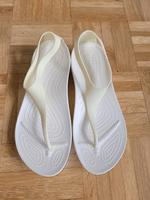 Crocs Sandalen/ Zehentrenner - Gr. 39/ 40 (W9)....NEUwertig! Nordrhein-Westfalen - Königswinter Vorschau