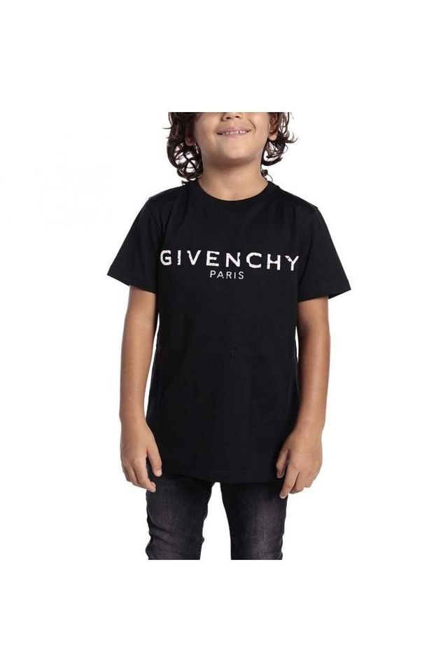 T-Shirt GIVENCHY + Shorts Gr. 4-5 (110) in Essen