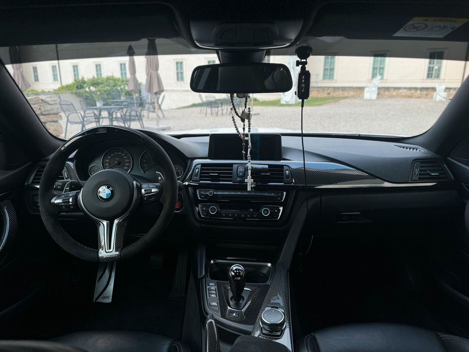 BMW F82 M4 LCI 3.0i S55 DKG Full M-Performance in Regensburg