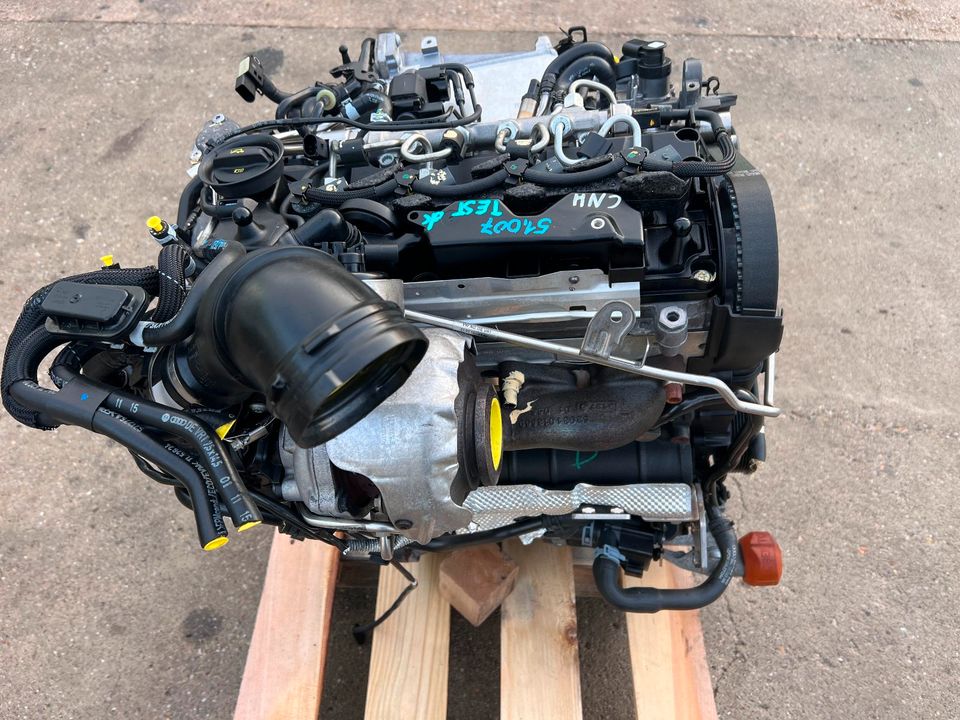 Motor CNH 51.007 2.0TDI Mit Anbauteile Audi A4 A5 A6 Q5 in Braunschweig