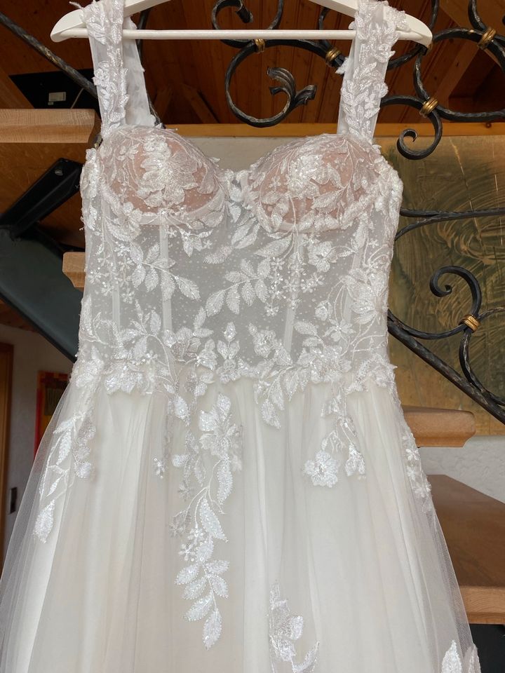 Brautkleid Hochzeitskleid Corsage weiß Lina Becker M 38 in Stühlingen