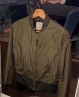 Bomber Jacke Bershka Rheinland-Pfalz - Elben (Westerwald) Vorschau