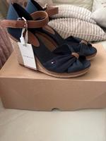 Tommy Hilfiger Damen Schuhe Köln - Kalk Vorschau