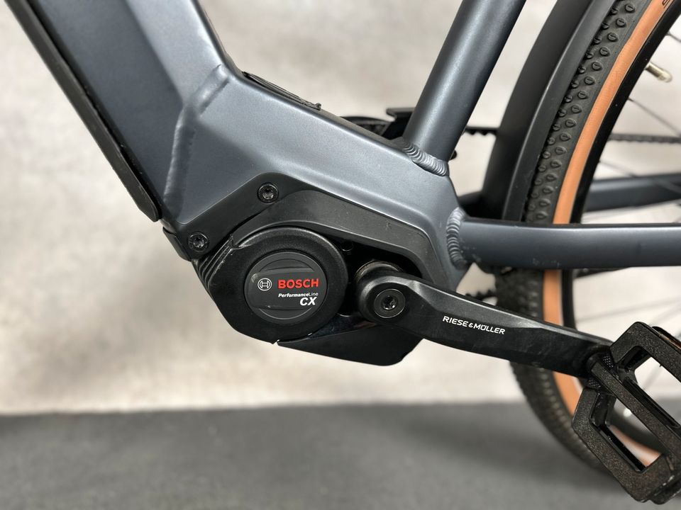 Riese & Müller Charger 3 GT Vario Trekking E-Bike in Köln