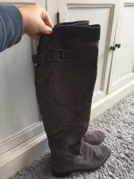 Overknee Stiefel überknie 38 grau H&M Trend Hessen - Allendorf Vorschau