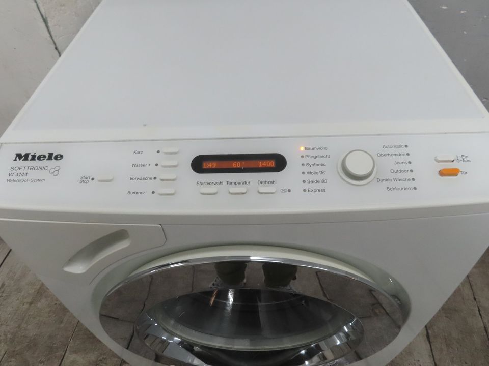 Waschmaschine MIELE W4144 Softtronic 1400U/min 1 Jahr Garantie in Berlin