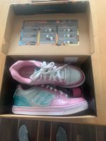 Heelys, Rollschuhe, Sneaker, Turnschuhe Nordrhein-Westfalen - Solingen Vorschau