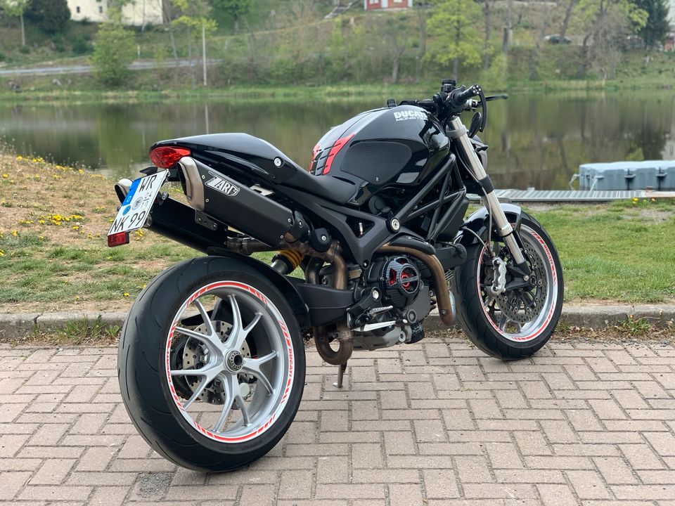 Ducati Monster 1100 in Blankenburg (Harz)