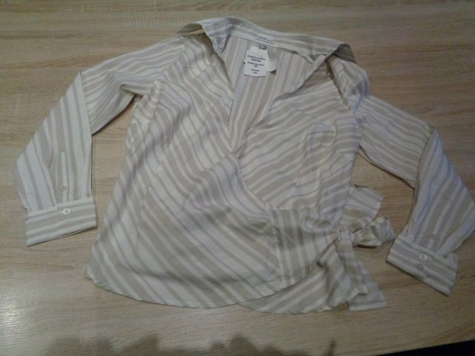 Bluse Businessbluse Wickelbluse Gr. 42 NEU m. E. in Schiffweiler