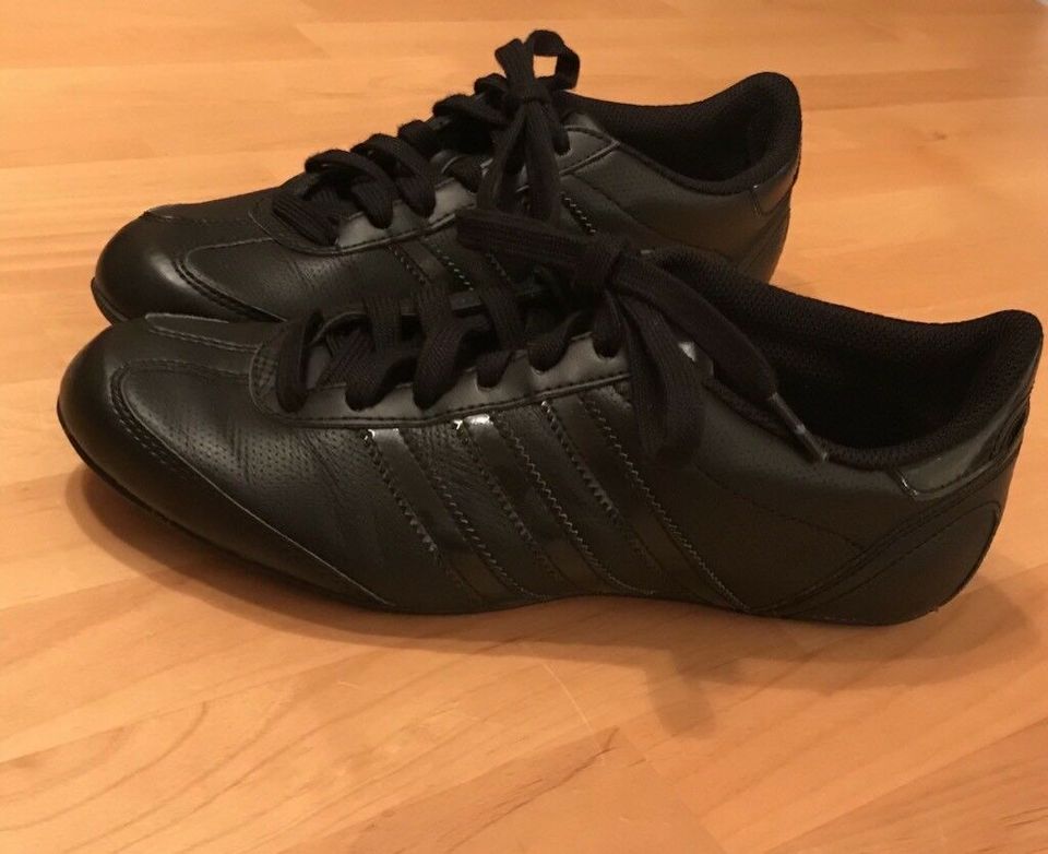 ADIDAS Damensneaker, ULAMA, schwarz, Größe 38 in Bayern - Traunreut | eBay  Kleinanzeigen ist jetzt Kleinanzeigen