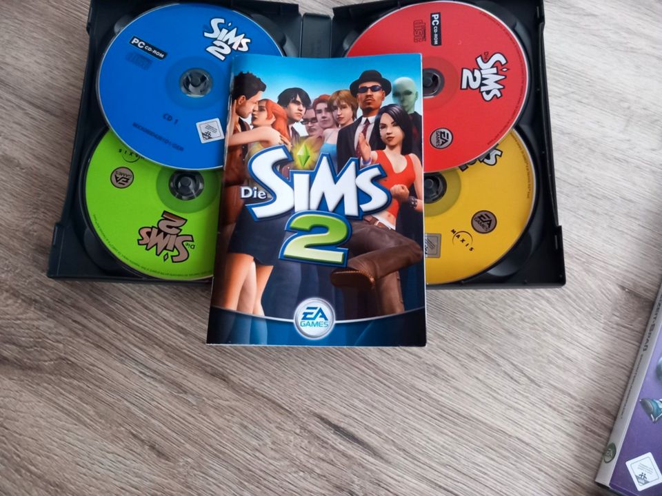 Die Sims Deluxe und Sims 2 PC-Spiel in Hameln