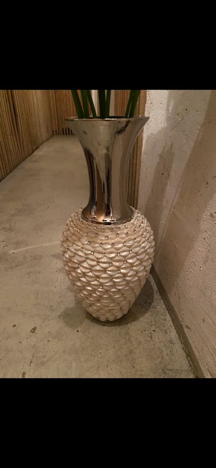 Schöne unbenutzte Vase in Neckarsulm