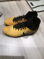 Nike Fußball Schuhe Gr 44,5 Sachsen-Anhalt - Langeneichstädt Vorschau