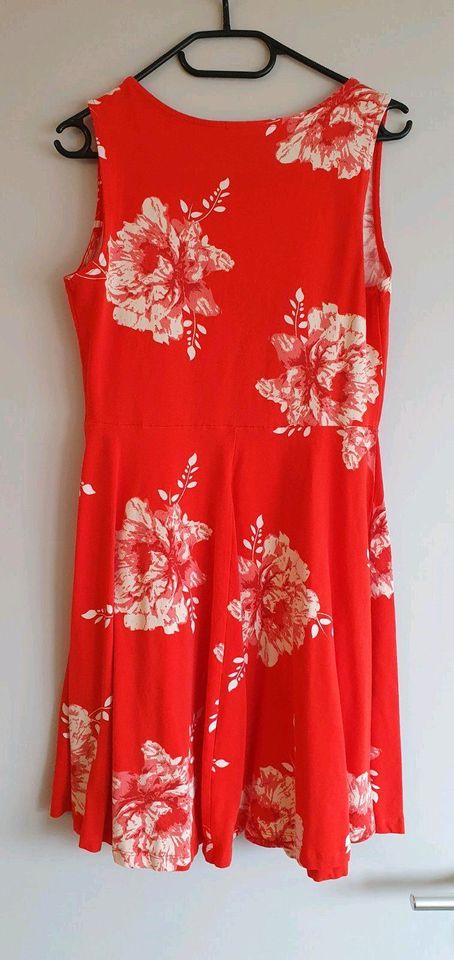 Beachtime Strandkleid mit Blumenprint, Größe 40, in Baden-Württemberg -  Gomaringen | eBay Kleinanzeigen ist jetzt Kleinanzeigen