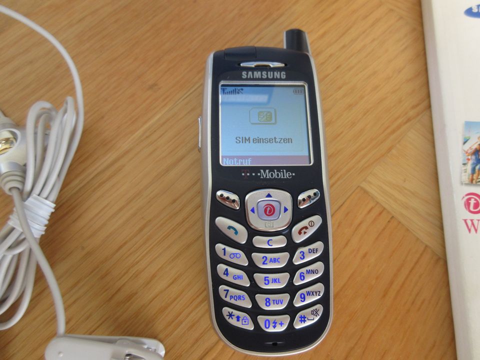 Samsung SGH-X600 Handy_funktioniert_schöner Zustand_mit OVP in Böblingen