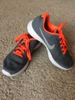 Sneaker Nike Gr. 36 Nordrhein-Westfalen - Minden Vorschau