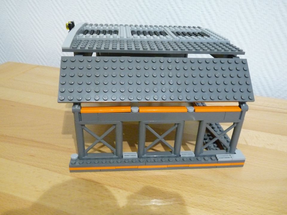 LEGO City (60103) Die große Flugshow, Hangar, komplett mit OBA in Uetze