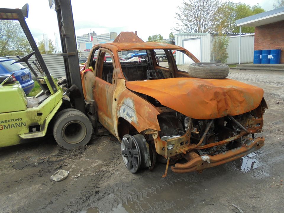 VW AMAROK 2,0 TDI 132 KW Brandschaden in Lübeck