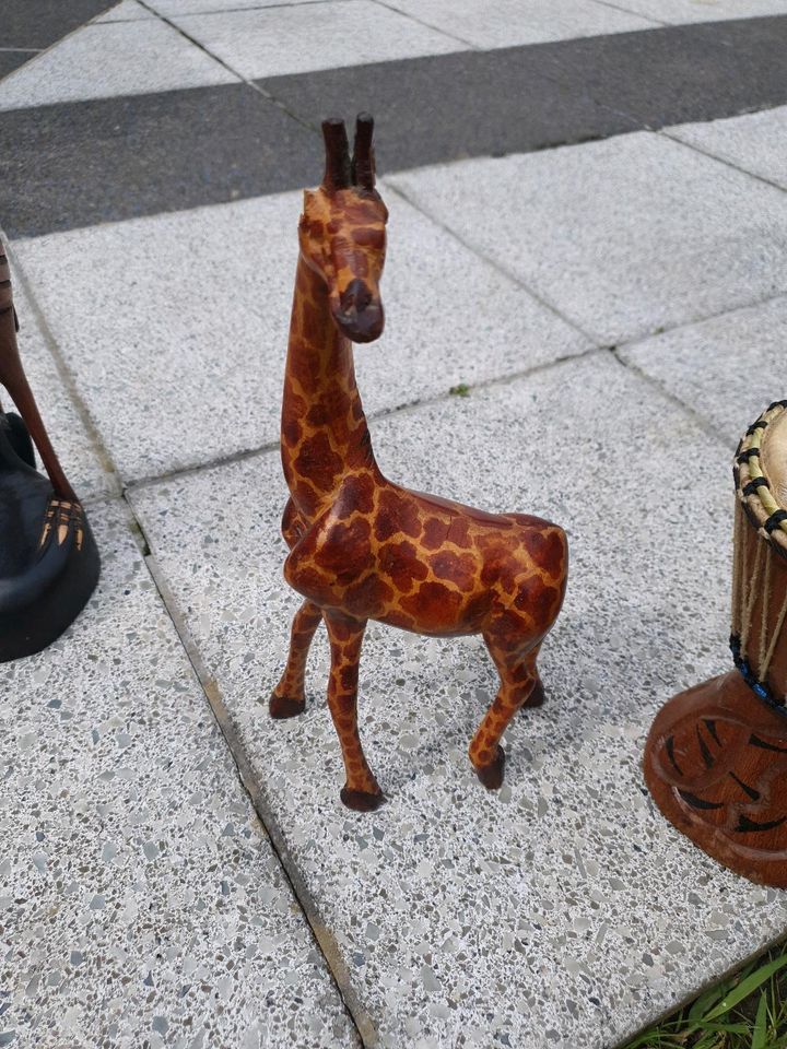 Afrikanisches Holzfiguren in Bonn