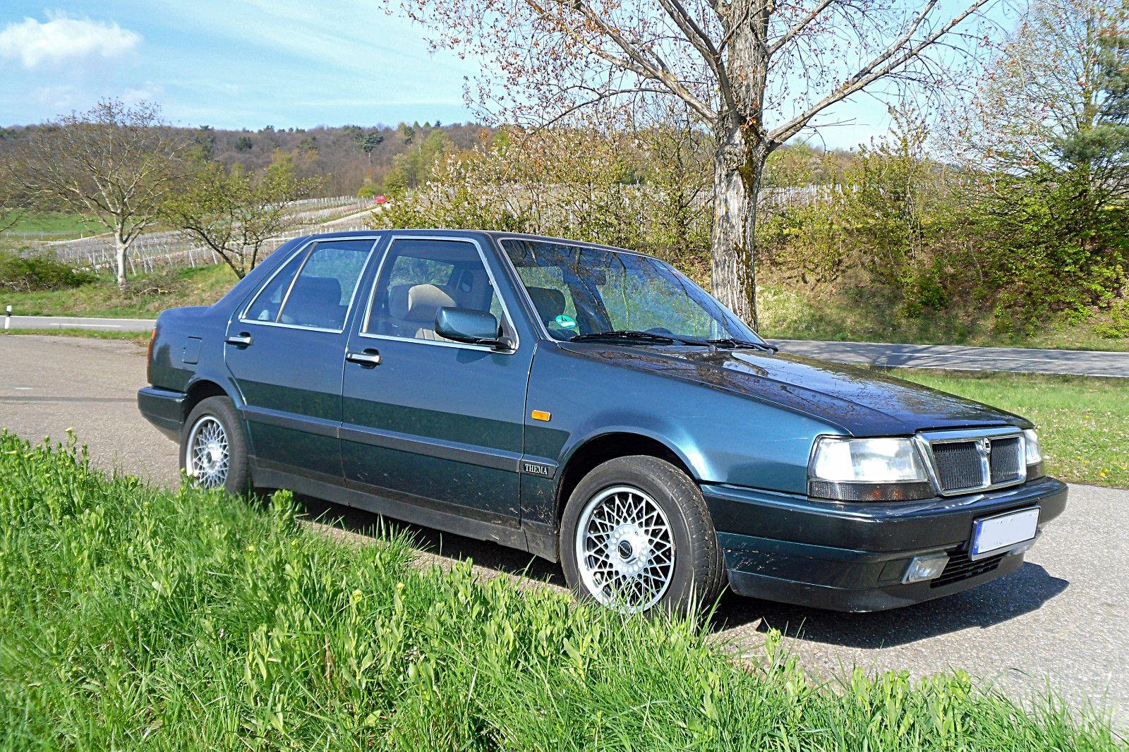 Abbildung des Autos Lancia Thema 2,9 i.E. - …