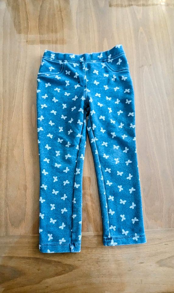 Leggins angeraut 98/104 in Markt Wald