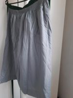 Dirndl schürze, grau mit kleinen Punkten grösse 38 Kr. München - Kirchheim bei München Vorschau