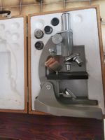 Liebhaberstück Mono-Okulares Mikroskop zu verschenken Nordrhein-Westfalen - Preußisch Oldendorf Vorschau