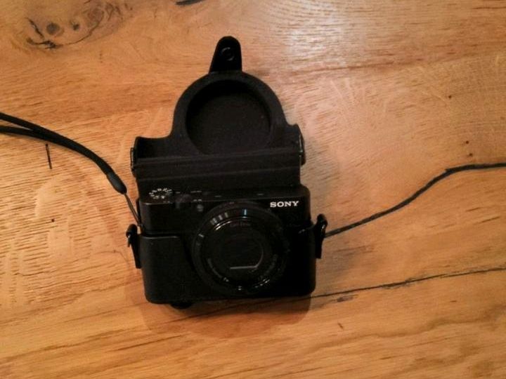 Sony DSC-RX100 Kompakt Digitalkamera mit Lederschutzhülle WIE NEU in Reken