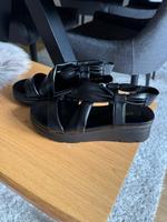 Sandalen von street shoes Thüringen - Hildburghausen Vorschau