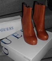edle GUESS Stiefelette Stiefel Plateau 38 NEU braun Leder Brandenburg - Jüterbog Vorschau