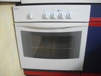 Backofen ~ Einbaubackofen weiß 60 cm Firma Indesit Sachsen-Anhalt - Coswig (Anhalt) Vorschau