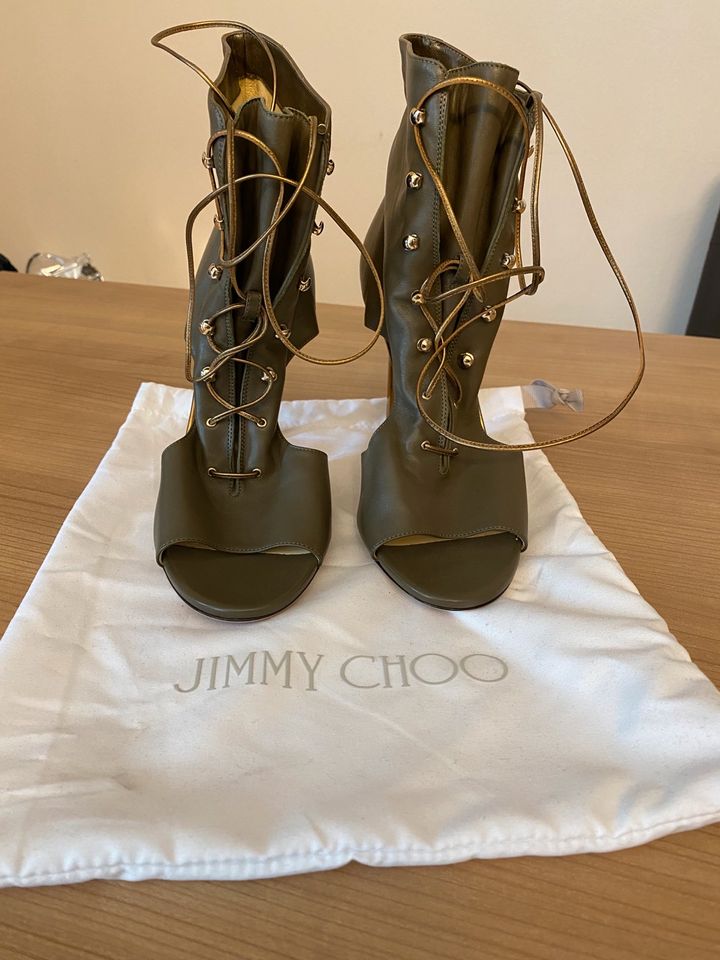 Jimmy Choo high heel’s in Duisburg