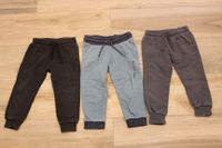 3er Set Jogginghosen Sweat Hosen 86/92 H&M Lupilu Jogger Niedersachsen - Borkum Vorschau