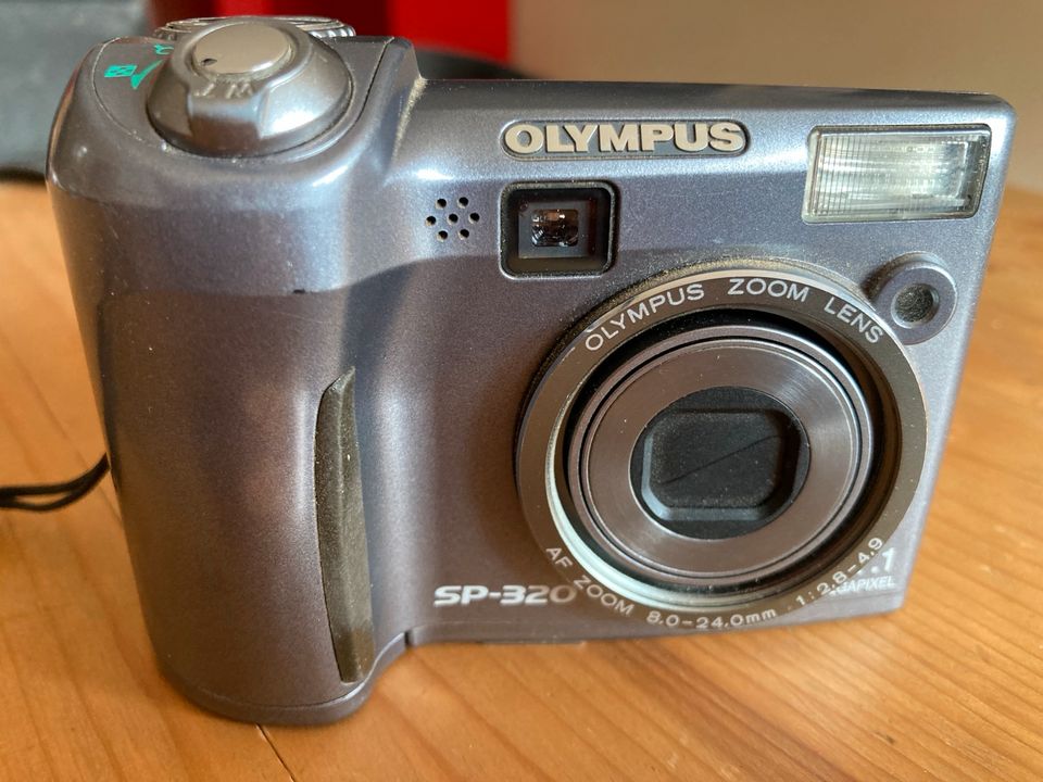 Digitalkamera Olympus SP 320 in Witzenhausen