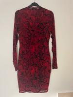 Guess Kleid rot Bayern - Vaterstetten Vorschau