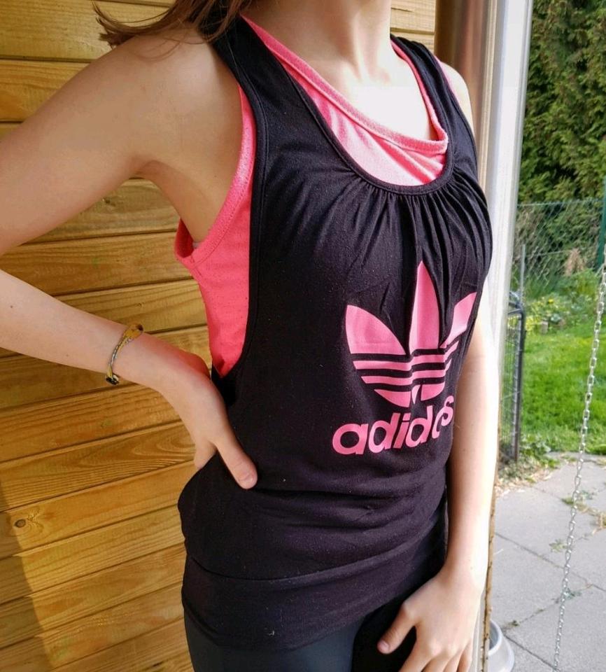 Adidas Sport Top schwarz neon pink mit Aufdruck 36 in Achern
