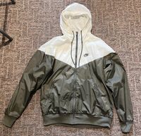 Nike Regenjacke Grün/Weiß Größe M Neu Mitte - Wedding Vorschau