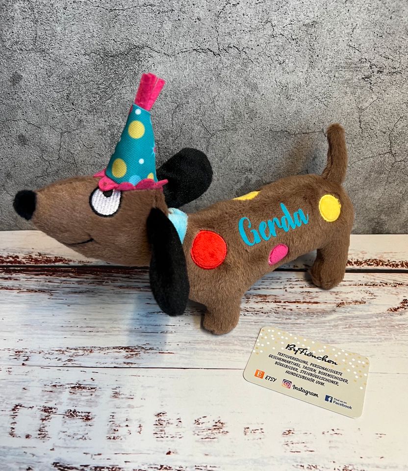 Hundespielzeug „Partyhund“ personalisiert, ByFiönchen in Marl