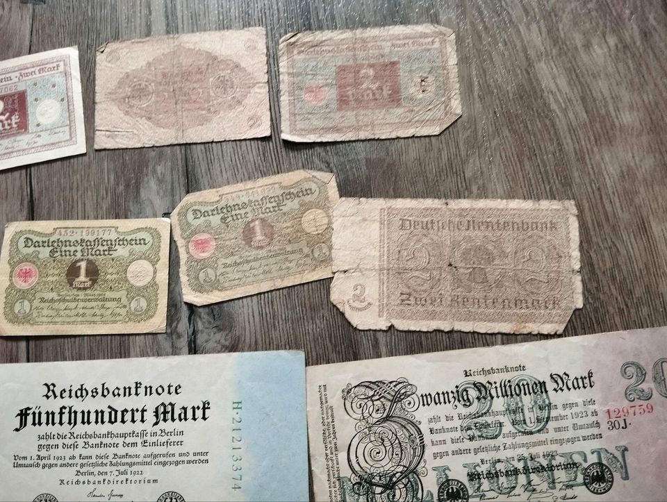 Geldscheine, Banknoten, Währung, Konvolut in Bremen