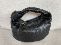 Kleine geflochtene Ledertasche Handtasche mit Kette Gold Schwarz Saarbrücken - St Johann Vorschau