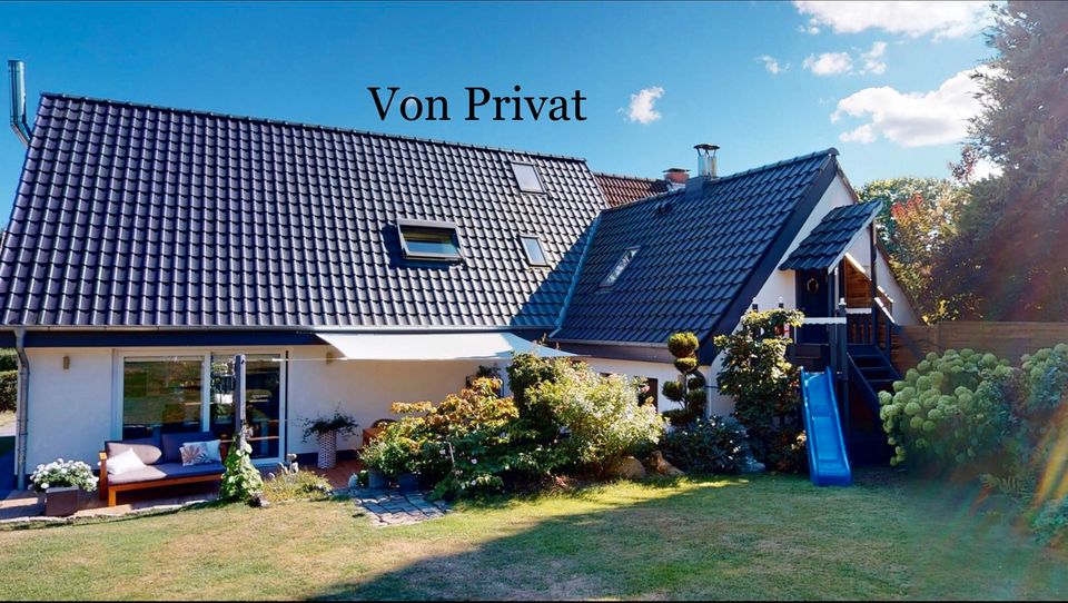 Traumhafte Doppelhaushälfte auf 1100m² Gartengrundstück von Priva in Kiel