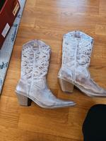 Stiefel Mustang Gr. 40. neu line dance Kr. Dachau - Dachau Vorschau