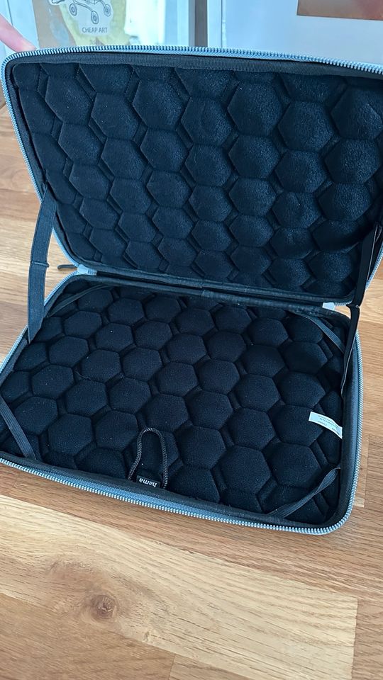 Hama Laptop Tasche Hardcase 15 Zoll in Köln - Seeberg | eBay Kleinanzeigen  ist jetzt Kleinanzeigen