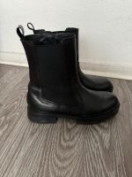 Stiefel Zara schwarz Duisburg - Fahrn Vorschau