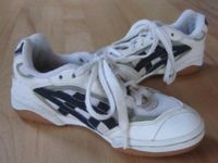 Weiß blaue Oasics Turbschuhe in Gr. 33 Stuttgart - Obertürkheim Vorschau